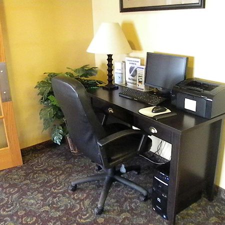 Pocahontas Inn & Suites Экстерьер фото